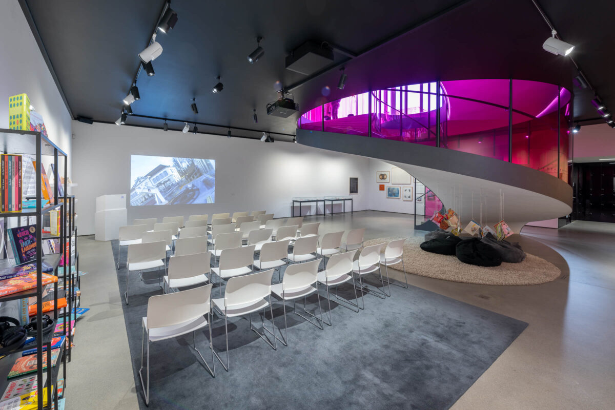 Foto des zu vermietenden Freiraumes im Untergeschoss des Aargauer Kunsthauses von ullmann.photography