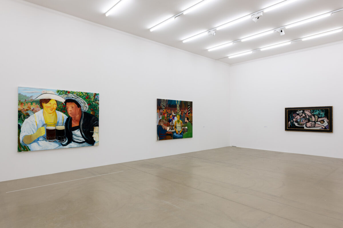 Ausstellungsansicht mit verschiedenen Werken im Aargauer Kunsthaus