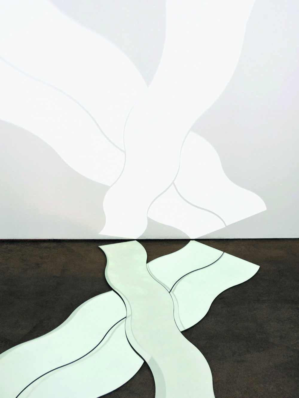 Abstraktes Werk mit Spiegeln