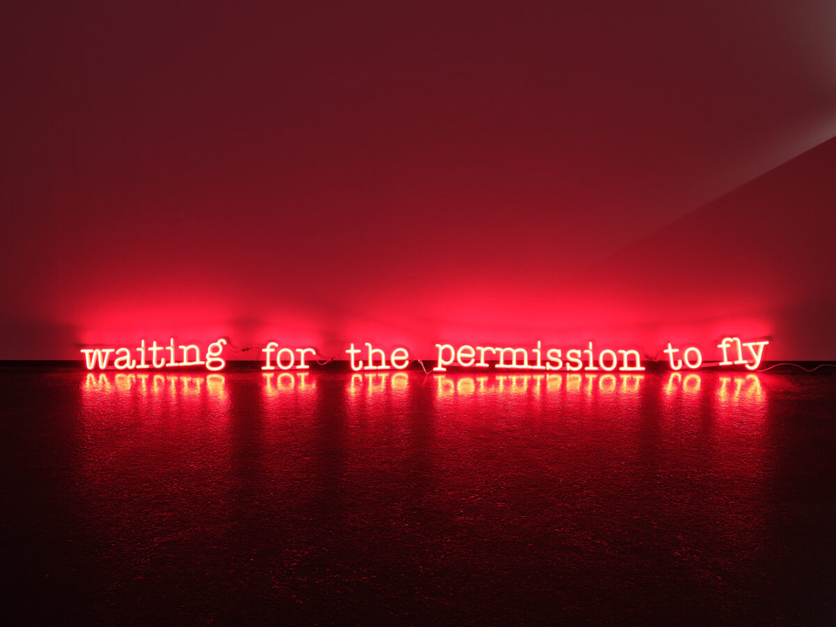 Ausstellungsansicht mit verschiedenen Gemälden im Aargauer Kunsthaus