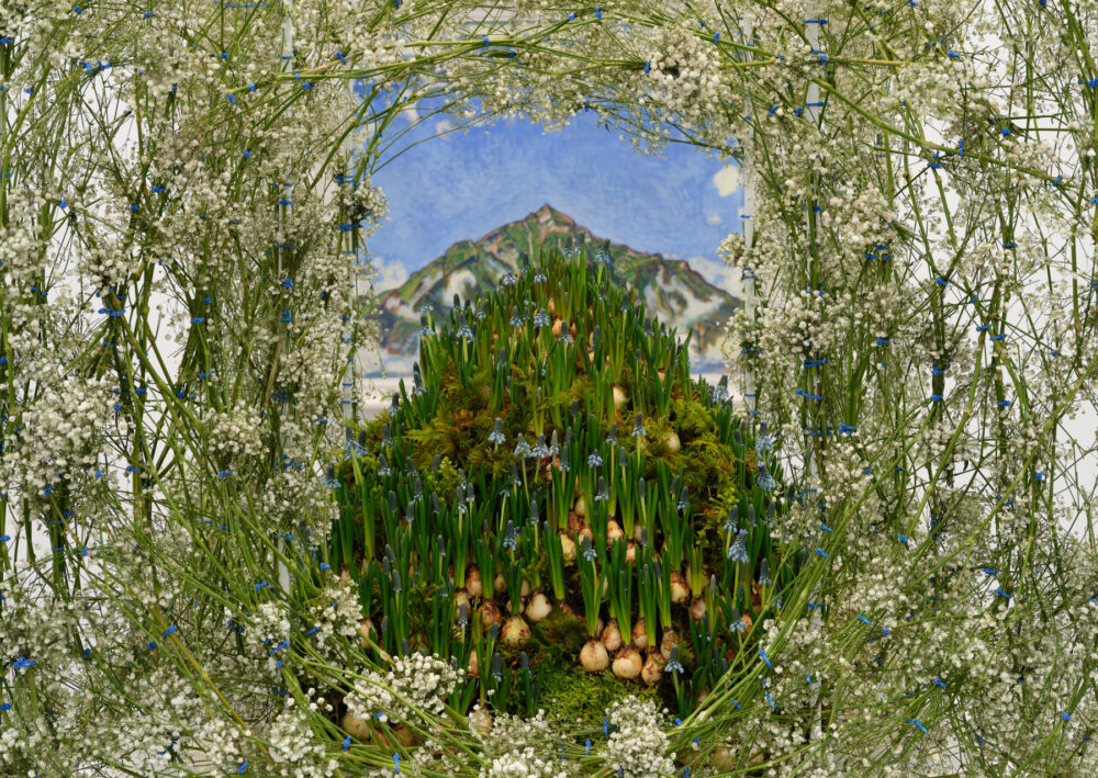 Ausstellungsansicht mit verschiedenen Werken im Aargauer Kunsthaus