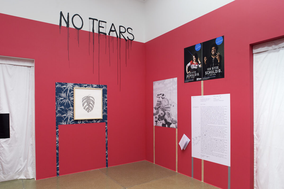 Ausstellungsansicht mit verschiedenen Werken im Aargauer Kunsthaus