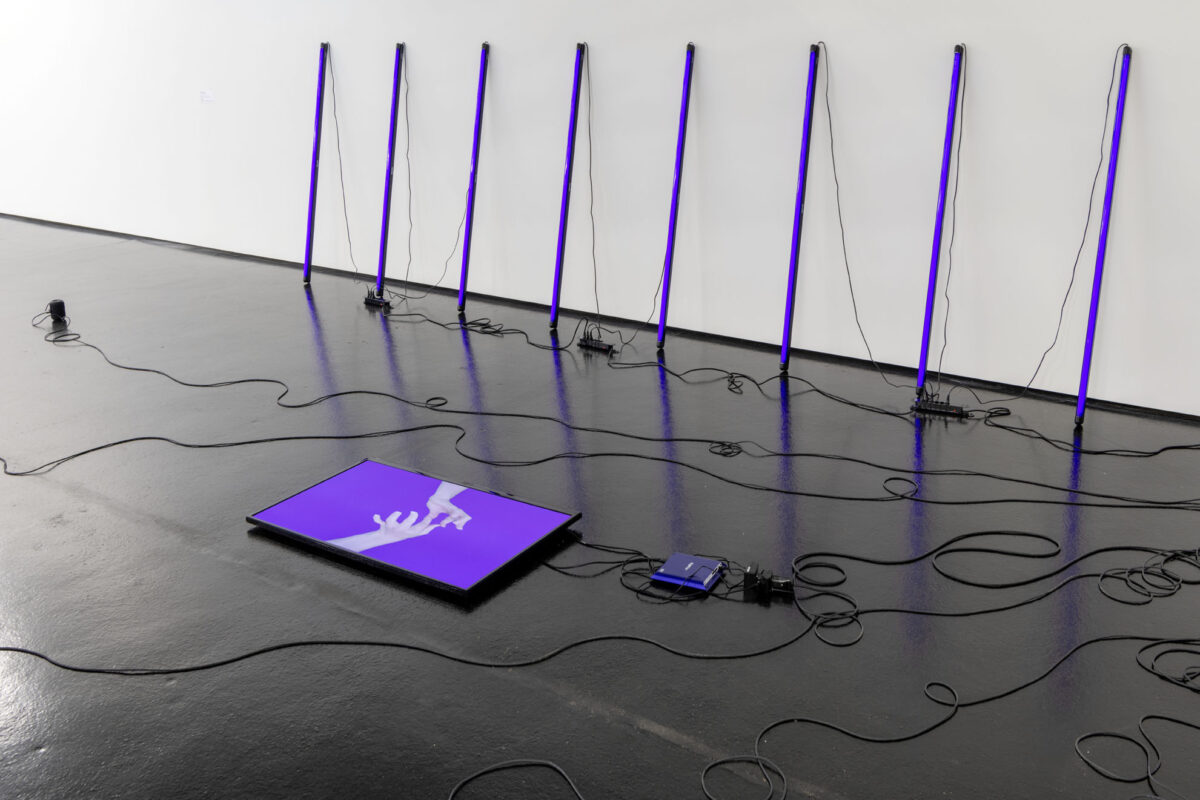 Ausstellungsansicht mit verschiedenen Werken im Aargauer Kunsthaus