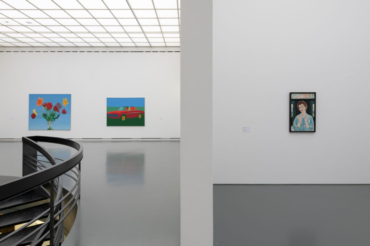 Ausstellungsansicht mit verschiedenen Gemälden im Aargauer Kunsthaus