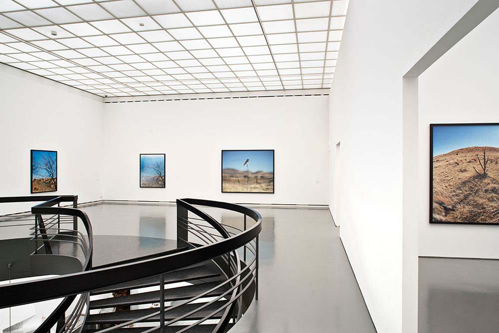 Installationsansicht von Kunstwerken im Aargauer Kunsthaus