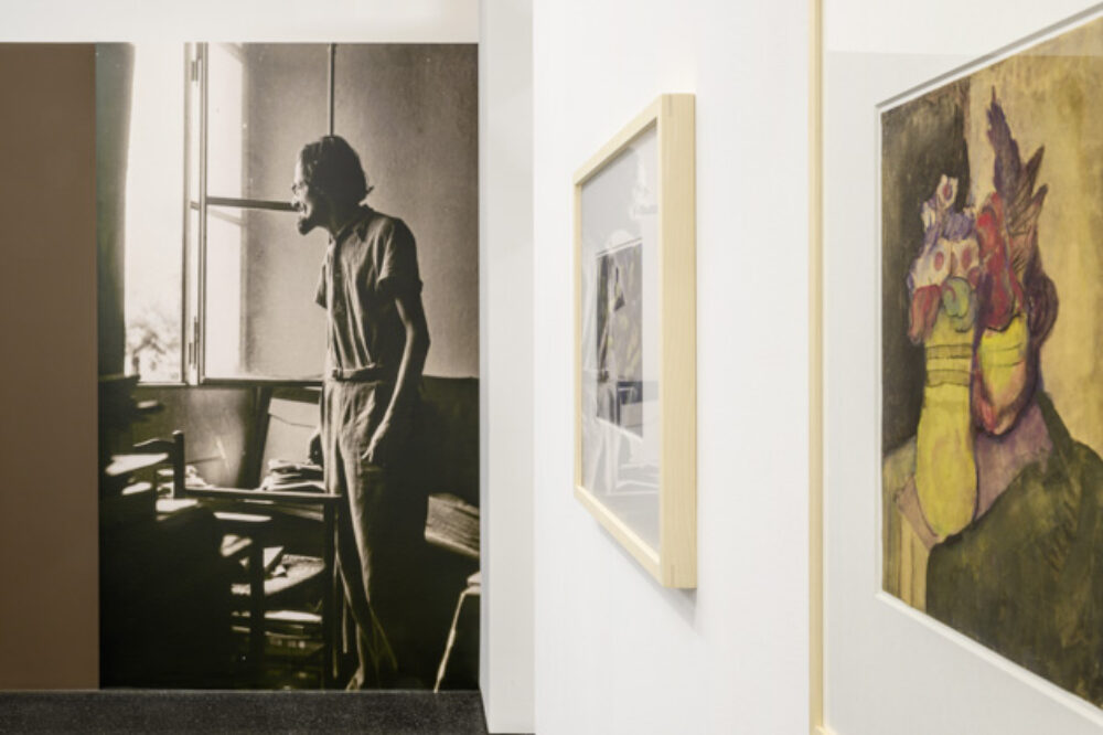 Installationsansicht von Kunstwerken von Johannes Robert Schürch im Aargauer Kunsthaus