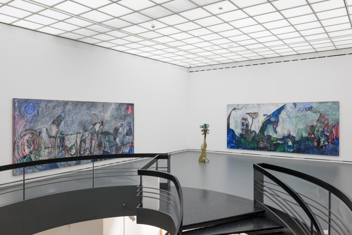 Ausstellungsansicht der Sammlung mit verschiedenen Kunstwerken im Aargauer Kunsthaus