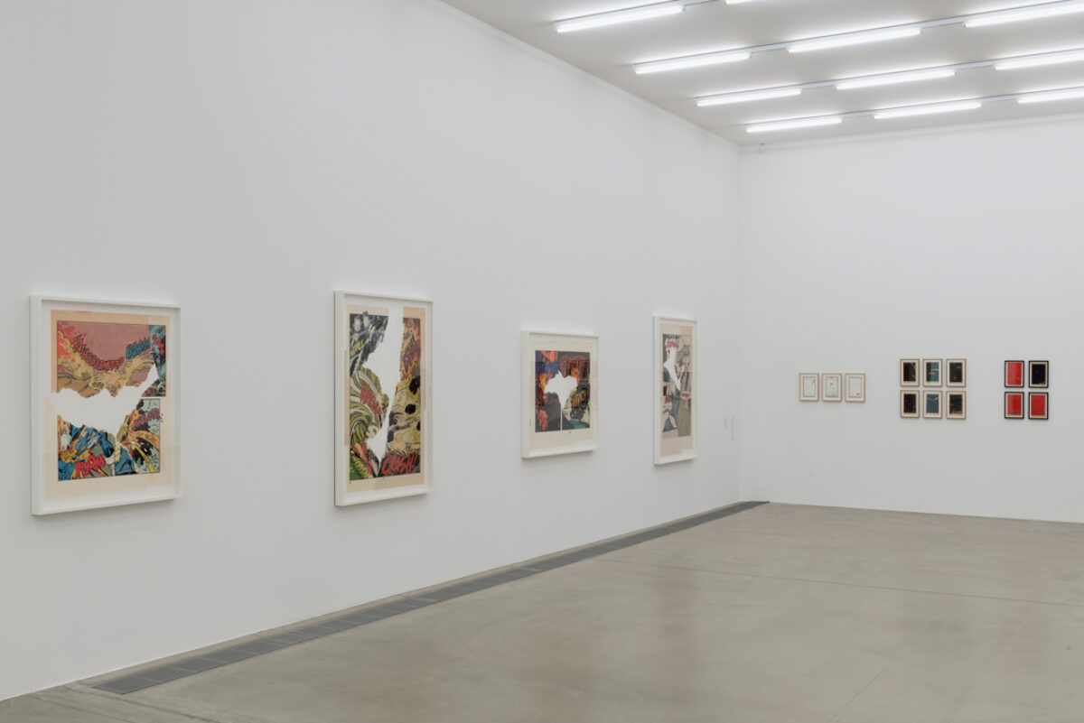 Ausstellungsansicht mit verschiedenen Kunstwerken im Aargauer Kunsthaus