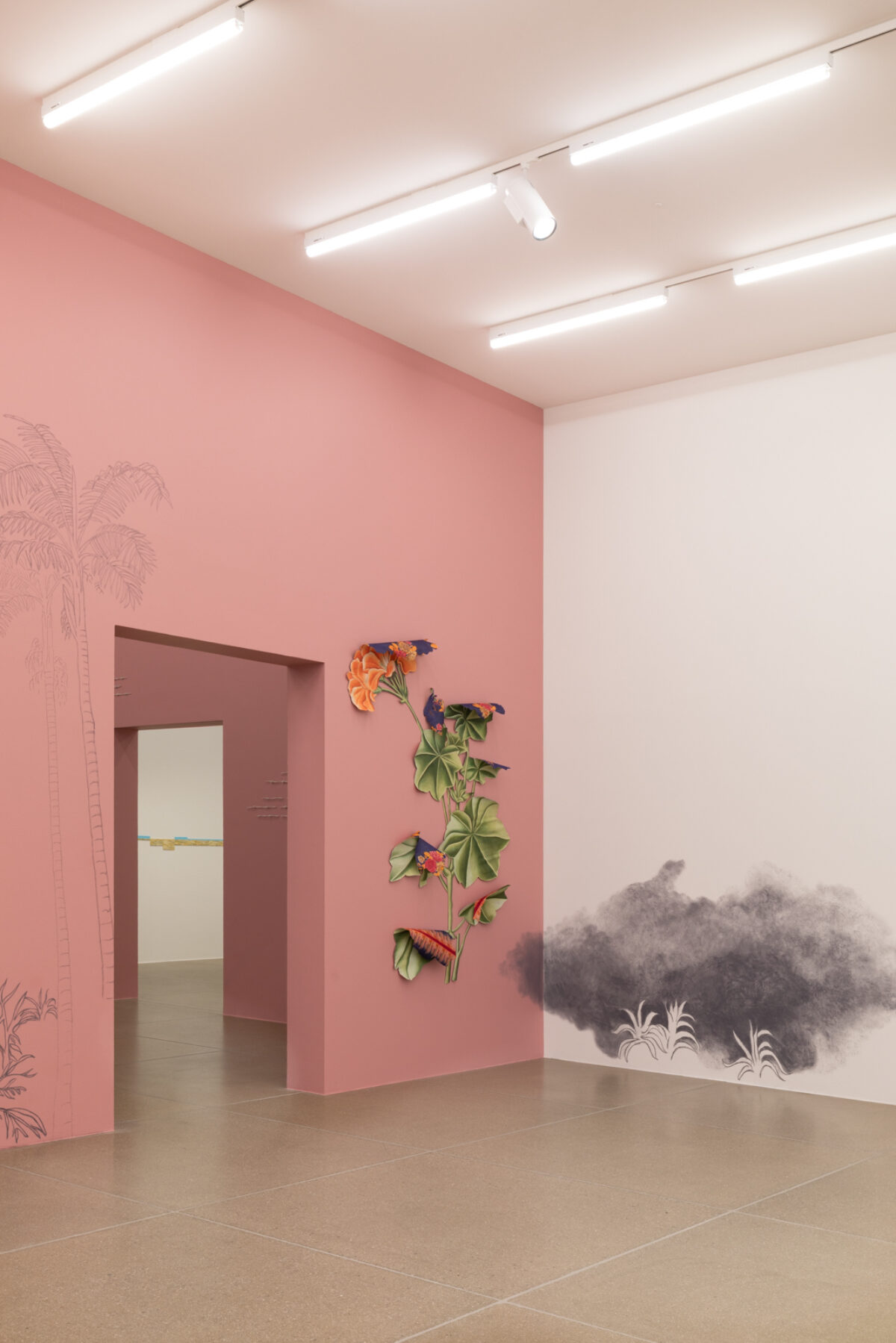 Ausstellungsansicht von verschiedenen Kunstwerken im Aargauer Kunsthaus