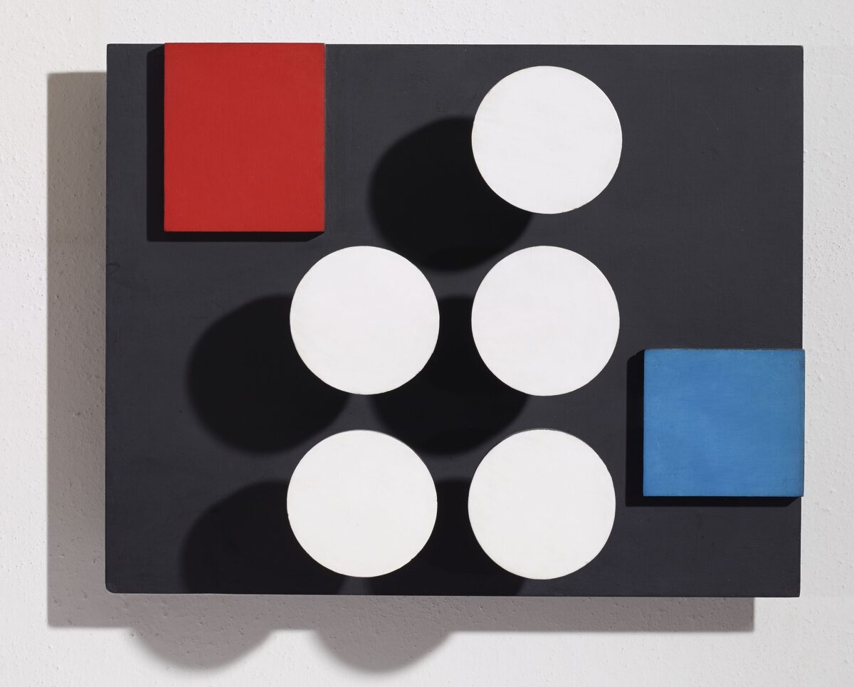 Sophie Taeuber-Arp, Cellule de relief (rectangulaire, éléments géométriques), 1936