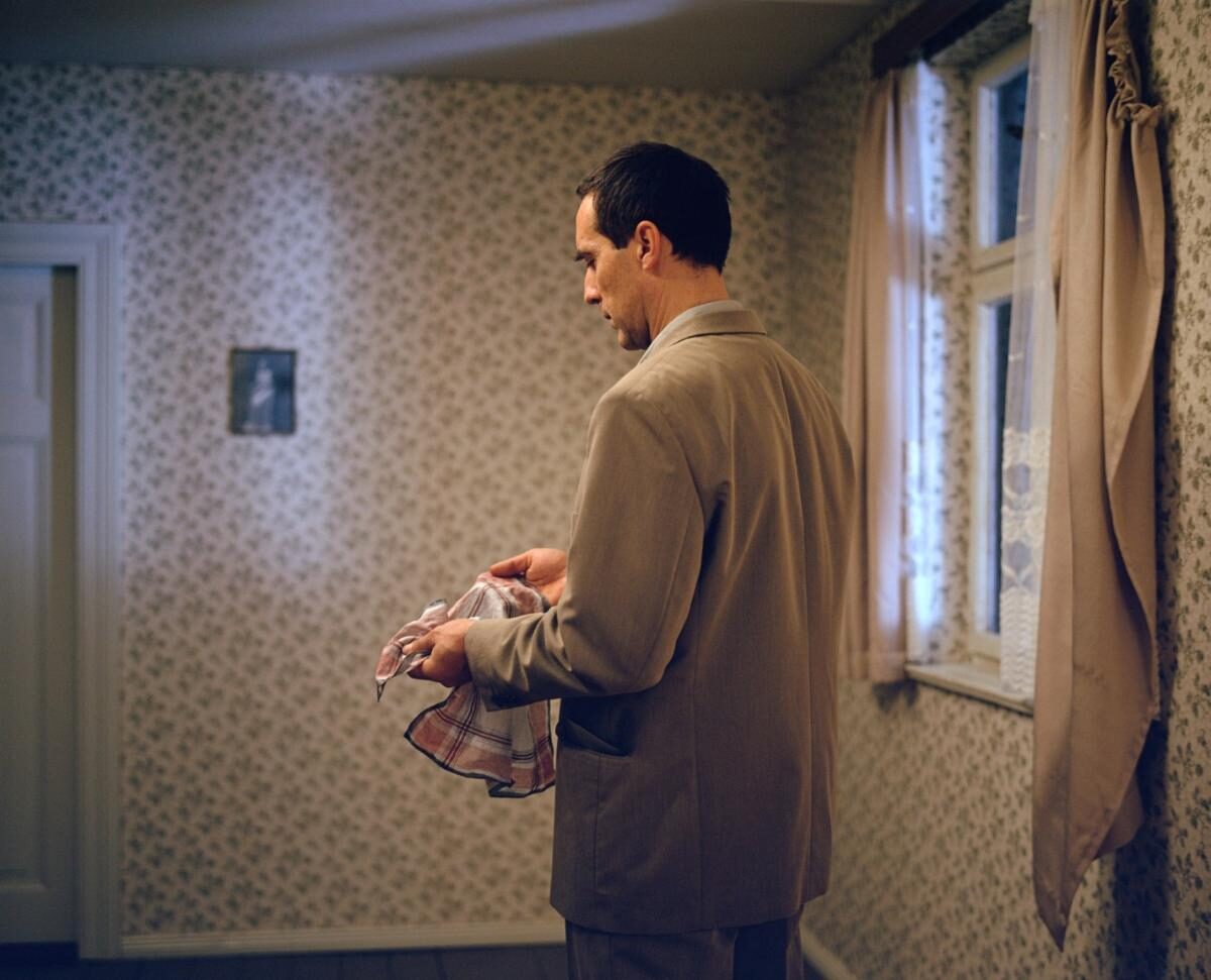 Teresa Hubbard
Alexander Birchler, Gregor's Room I, 1998 