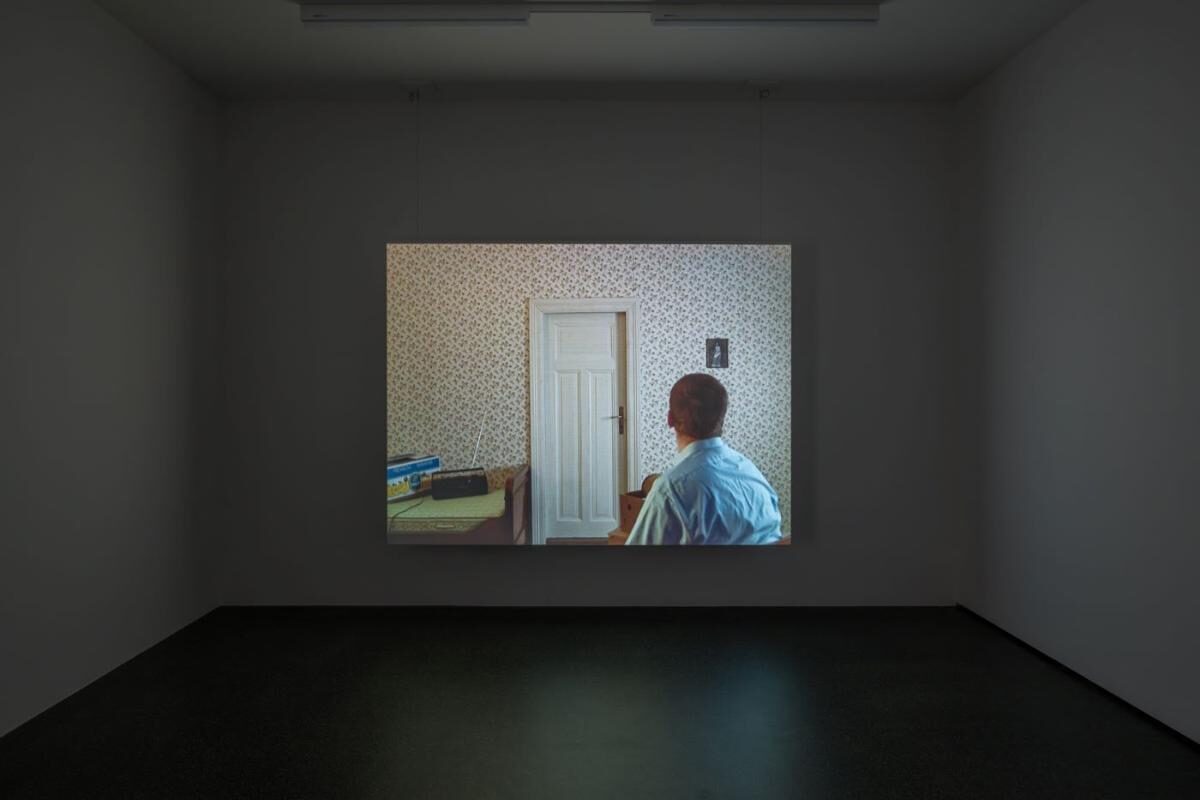 Alexander Birchler
Teresa Hubbard, Gregor's Room II, 1999 
